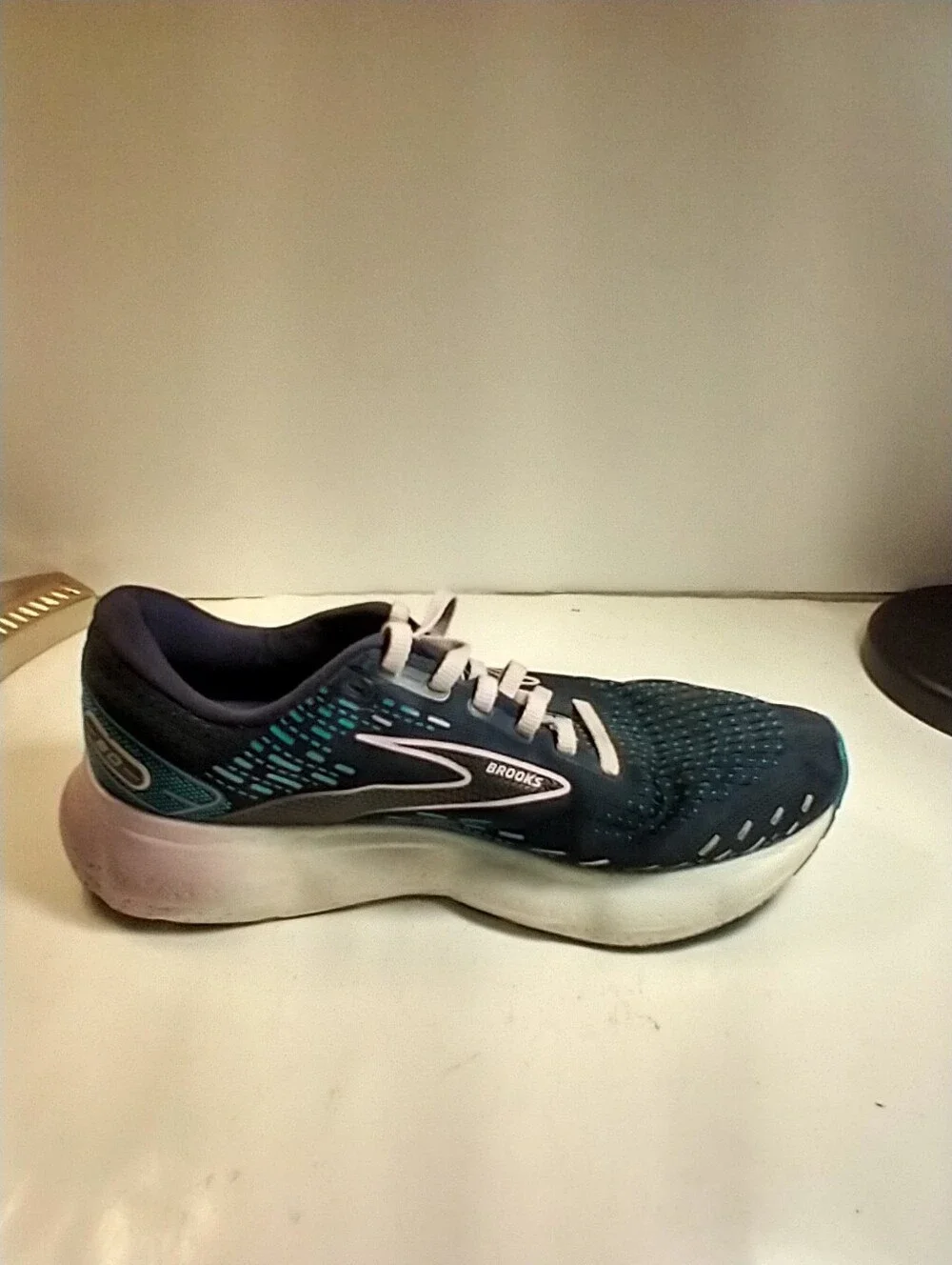 Brooks Glycerin 20 Running Shoes Women's sz 11B.